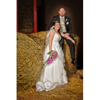 Hochzeitsfotografie Saarland Saar Pfalz Wedding Braut BrÃ¤utigam Brautpaar Heuballen Scheune